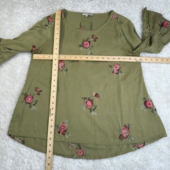 John Mark Olive Green Floral Embroidered Blouse Ruffle Bell Sleeve - Picture 9 of 9
